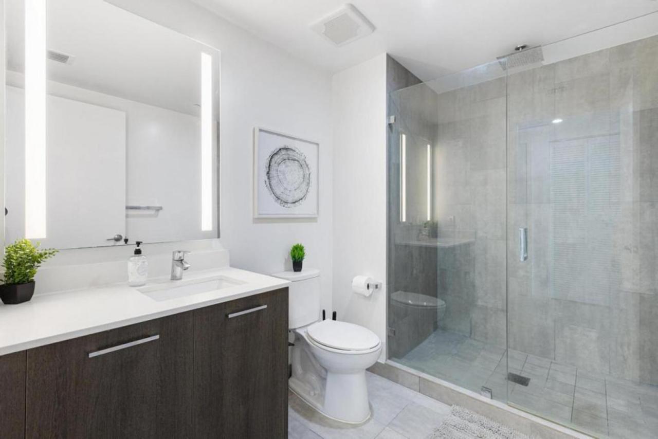 Corner Condo W/ Unrivaled Views ميامي المظهر الخارجي الصورة